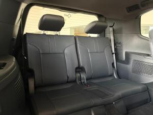 Toyota Land Cruiser 300 3.5T HEV ZX - Image 10