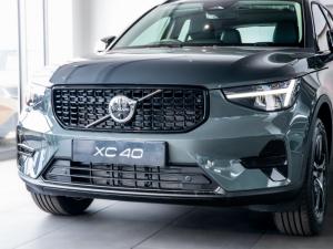Volvo XC40 B3 Plus Dark - Image 2