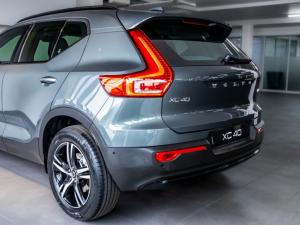 Volvo XC40 B3 Plus Dark - Image 6