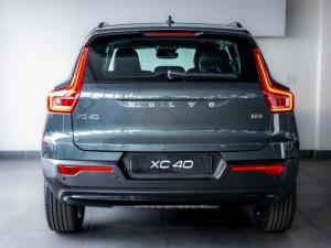 Volvo XC40 B3 Plus Dark - Image 7