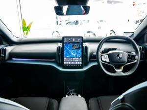 Volvo EX30 Twin Motor Performance Ultra - Image 20