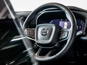 Volvo XC40 B3 Plus Dark - Image 19