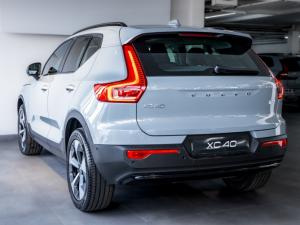Volvo XC40 B3 Plus Dark - Image 6