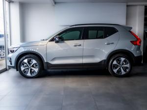 Volvo XC40 B3 Plus Dark - Image 8