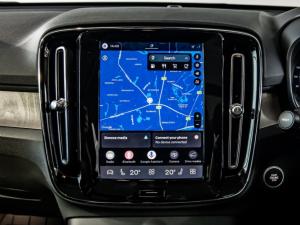 Volvo XC40 B3 Essential - Image 14