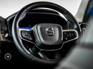 Volvo XC40 B3 Essential - Image 18