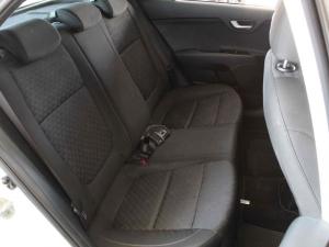 Kia Rio hatch 1.2 LS - Image 16