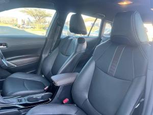 Toyota Corolla Cross 1.8 HEV XS - Image 21