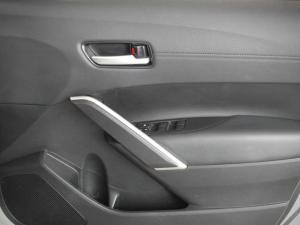 Toyota Corolla Cross 1.8 Hybrid XR - Image 22
