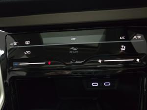 Volkswagen Polo sedan 1.0TSI Style - Image 13