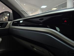 Volkswagen Polo sedan 1.0TSI Style - Image 16