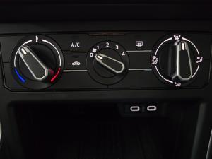 Volkswagen Taigo 1.0TSI Life - Image 9