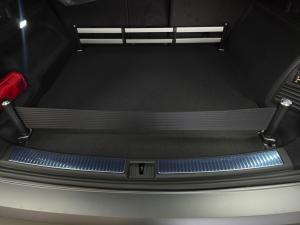 Volkswagen Touareg V6 TDI R-Line Final Edition - Image 6