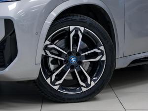 BMW iX1 xDrive30 M Sport - Image 4