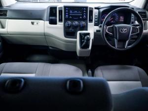 Toyota Quantum 2.8 LWB panel van - Image 12
