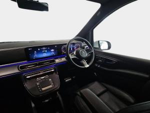 Mercedes-Benz V250d Avantgarde AMG automatic - Image 11