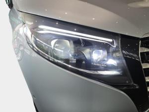 Mercedes-Benz V-Class V300d Exclusive - Image 15