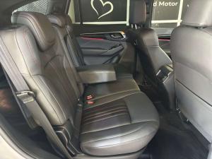 Isuzu mu-X 3.0TD Onyx XT 4WD - Image 11