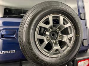 Suzuki Jimny 1.5 GLX - Image 17