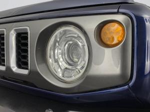 Suzuki Jimny 1.5 GLX - Image 3