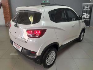 Mahindra KUV 100 1.2TD K6+ - Image 17