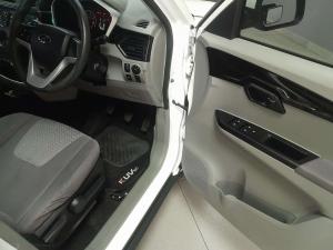 Mahindra KUV 100 1.2TD K6+ - Image 8