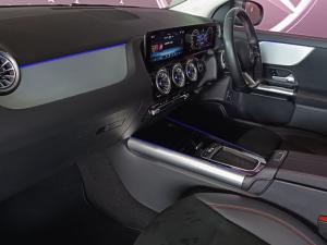 Mercedes-Benz GLA GLA200 Progressive - Image 12