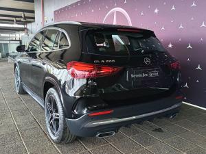 Mercedes-Benz GLA GLA200 Progressive - Image 5