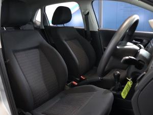 Volkswagen Polo Vivo hatch 1.4 Trendline - Image 11