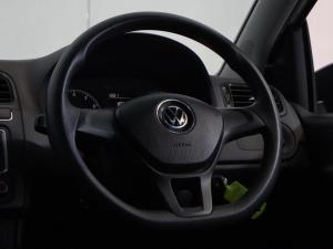 Volkswagen Polo Vivo hatch 1.4 Trendline - Image 15