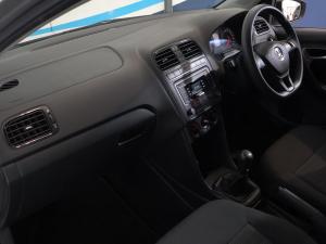 Volkswagen Polo Vivo hatch 1.4 Trendline - Image 17