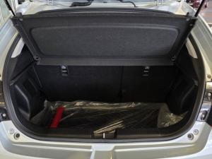 Suzuki Baleno 1.5 GLX auto - Image 12