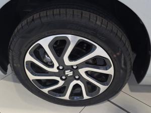 Suzuki Baleno 1.5 GLX auto - Image 5