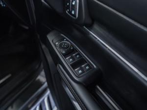 Ford Everest 3.0TD V6 4WD Platinum - Image 17