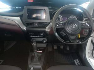 Toyota Starlet Cross 1.5 XS manual - Image 6
