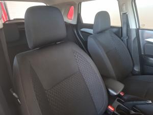 Suzuki Vitara Brezza 1.5 GLX - Image 14