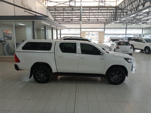 Toyota Hilux 2.4GD-6 double cab 4x4 Raider auto - Image 3