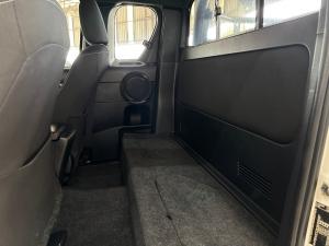 Toyota Hilux 2.8GD-6 Xtra cab 4x4 Legend auto - Image 18