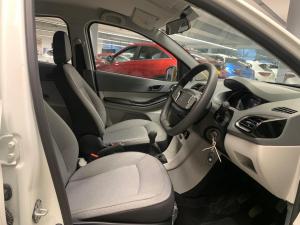 Tata Tiago 1.2 XT manual - Image 9