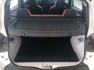 Renault Kwid 1.0 Dynamique / ZEN / Techno 5-Door AMT - Image 5