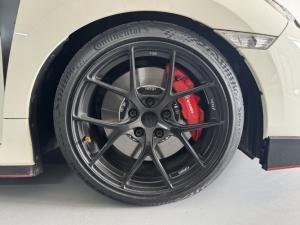 Honda Civic Type R - Image 9
