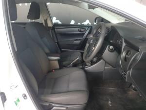 Toyota Corolla Quest 1.8 Plus manual - Image 9