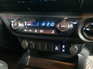 Toyota Hilux 2.8GD-6 double cab 4x4 Raider auto - Image 13