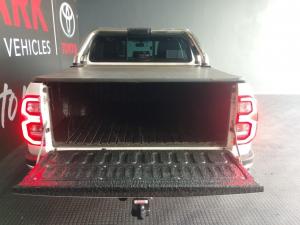 Toyota Hilux 2.8GD-6 double cab 4x4 Raider auto - Image 6