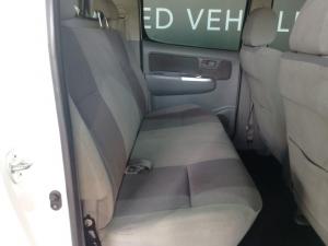 Toyota Hilux 3.0D-4D double cab Raider - Image 8