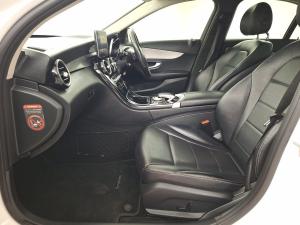 Mercedes-Benz C-Class C180 - Image 13