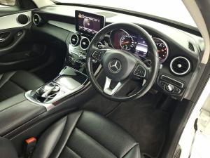 Mercedes-Benz C-Class C180 - Image 18