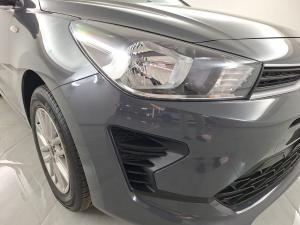 Kia Rio hatch 1.2 LS - Image 2