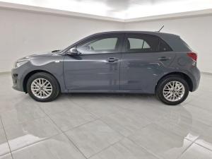 Kia Rio hatch 1.2 LS - Image 9