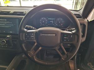 Land Rover Defender 110 D350 X-Dynamic HSE - Image 20